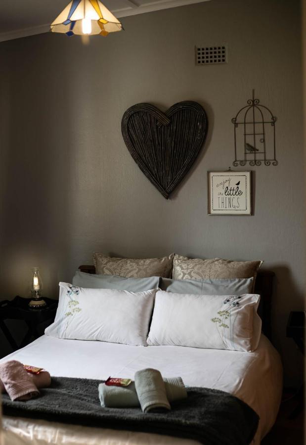 Manna Self Catering Guesthouse Graskop Exterior photo